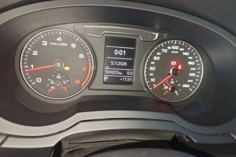 Audi Q3 2019 #12 Audi Q3 2019 car image #12