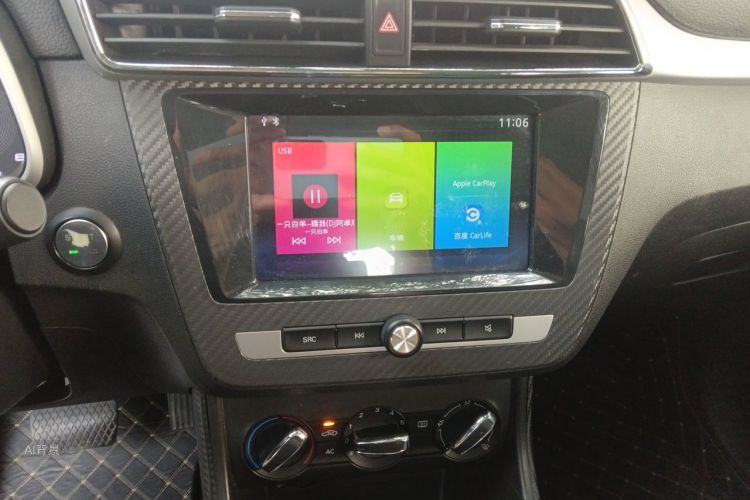 MG ZS 2018 car image #15