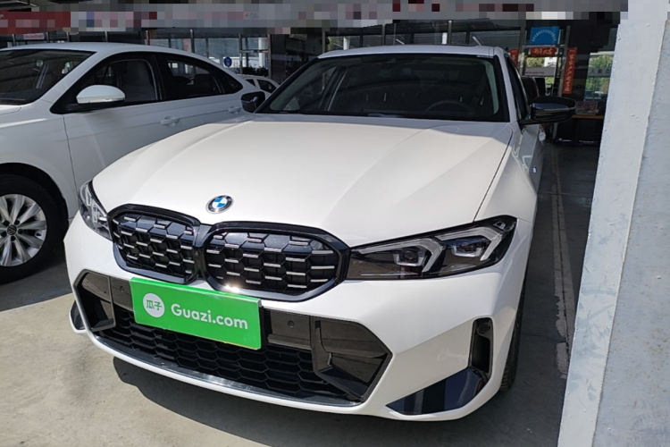 BMW 3 Series 2024 صورة سيارة #2