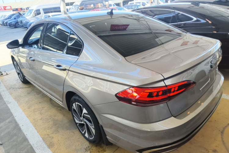 Volkswagen Bora 2023 #7 Volkswagen Bora 2023 صورة سيارة #7