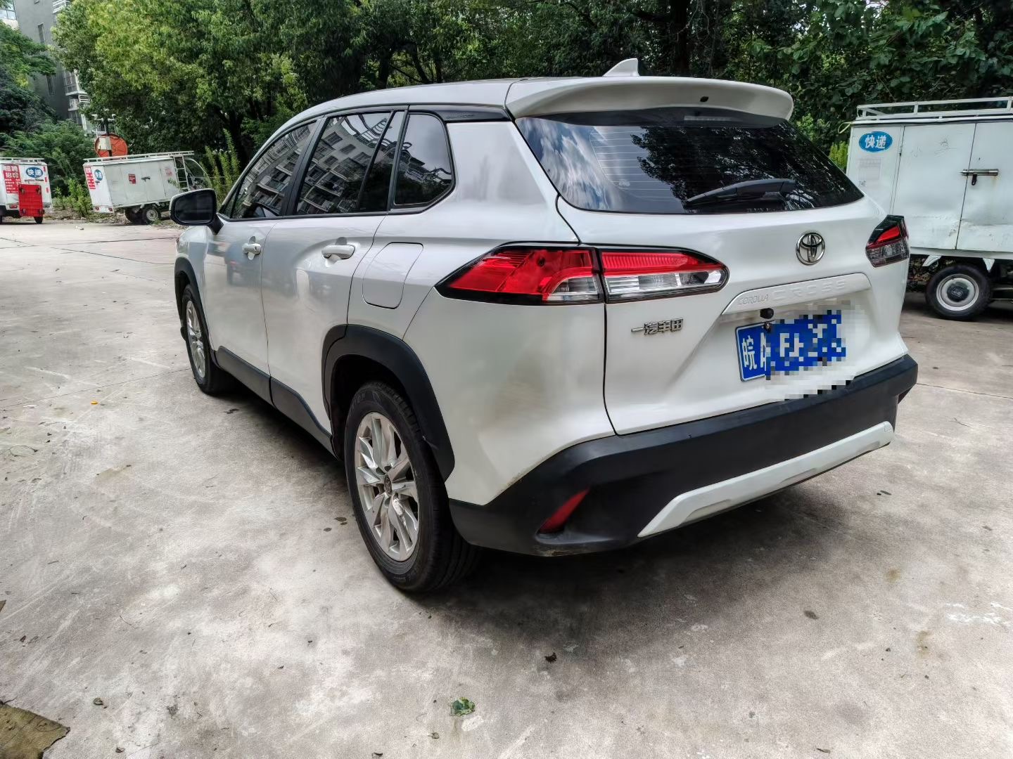 Toyota Corolla Cross 2023 car image #9