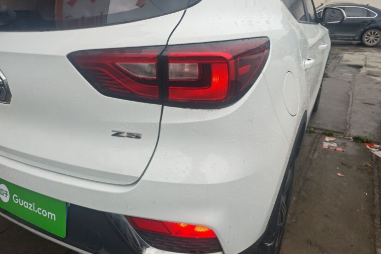 MG ZS 2018 #8 MG ZS 2018 car image #8