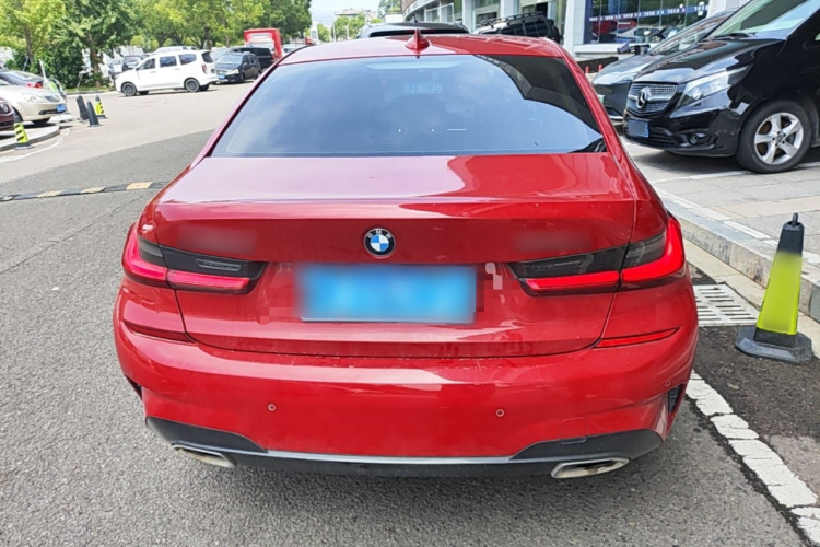 BMW 3 Series 2020 car image #6