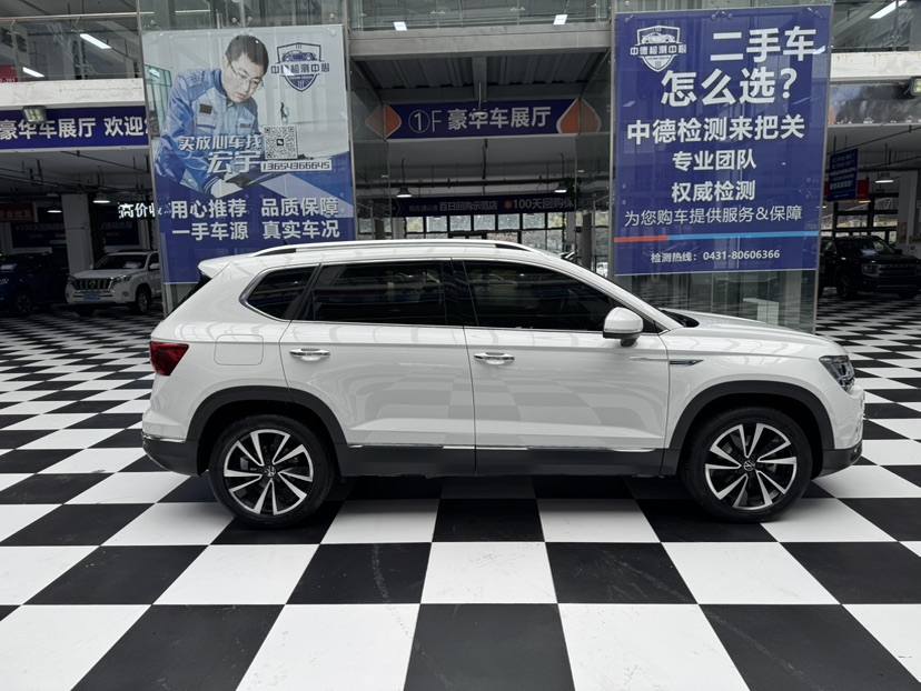 Volkswagen Tharu 2022 imagen de coche #3
