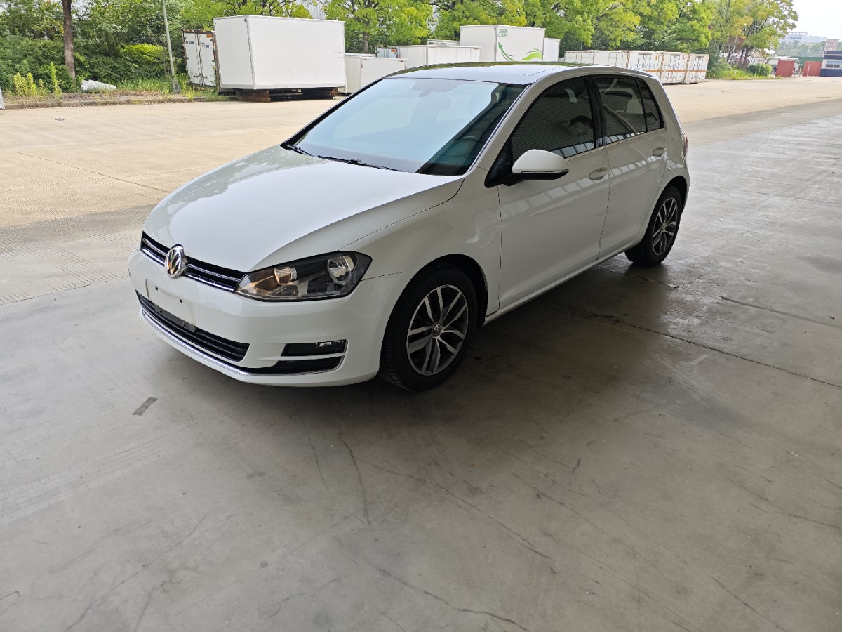 Volkswagen Golf 2016 Volkswagen Golf 2016 car image