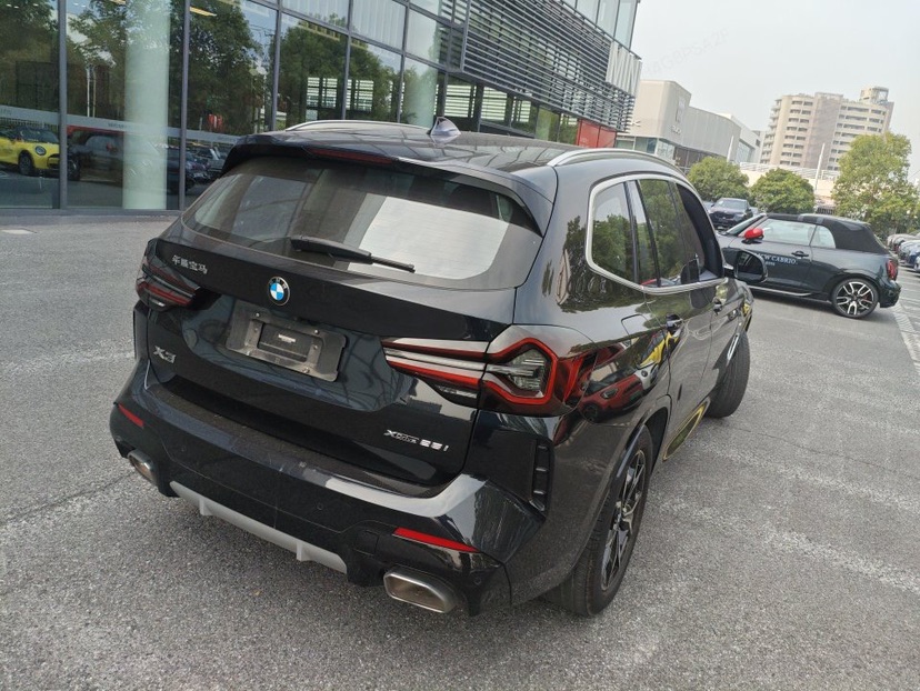 BMW X3 2022 #2 BMW X3 2022 car image #2