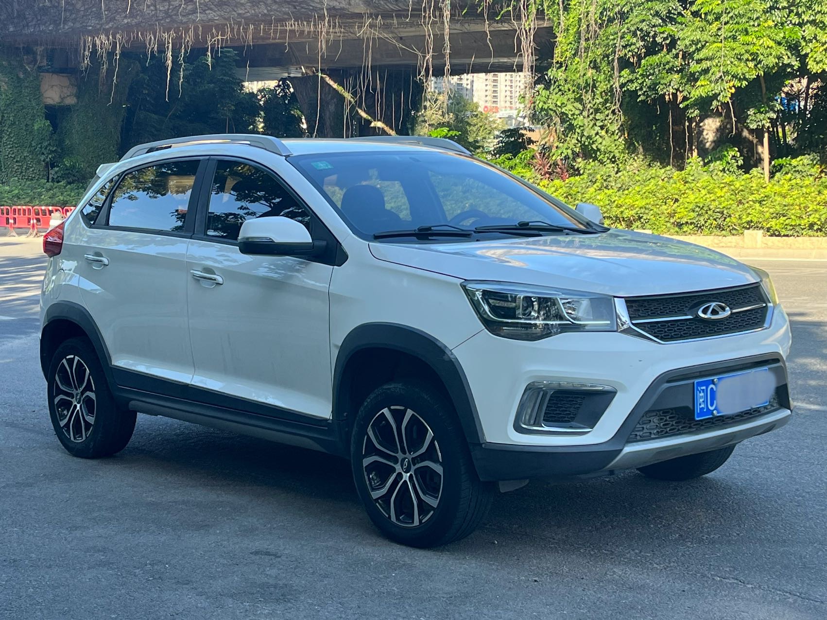 Chery Tiggo 3x 2018 car image #3
