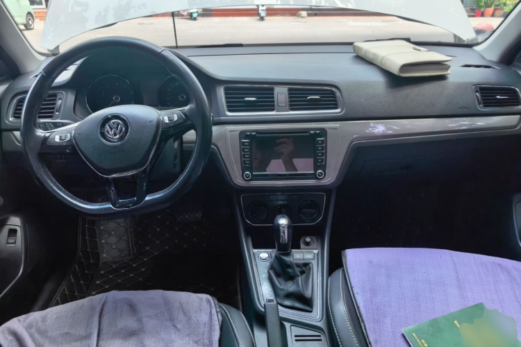 Volkswagen Lavida 2018 car image #7