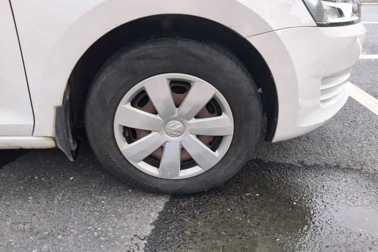 Volkswagen Santana 2016 car image #9