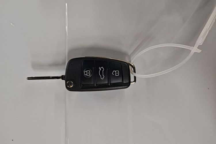 Audi A3 2019 car image #9