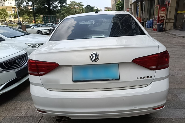 Volkswagen Lavida 2016 car image #6