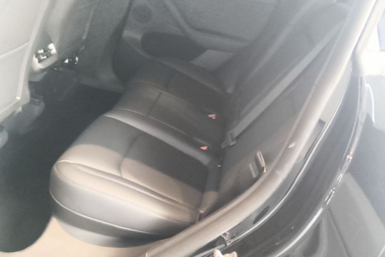 Tesla Model Y 2023 #17 Tesla Model Y 2023 car image #17