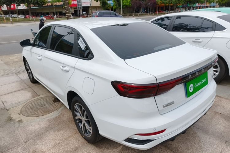 GEELY Emgrand 2025 car image #5