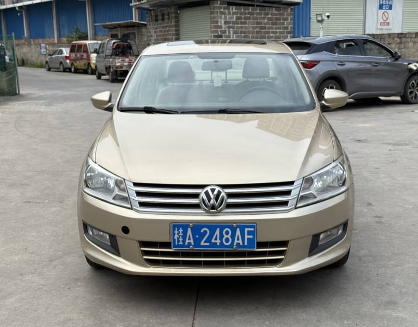 Volkswagen Santana 2013 #2 Volkswagen Santana 2013 صورة سيارة #2