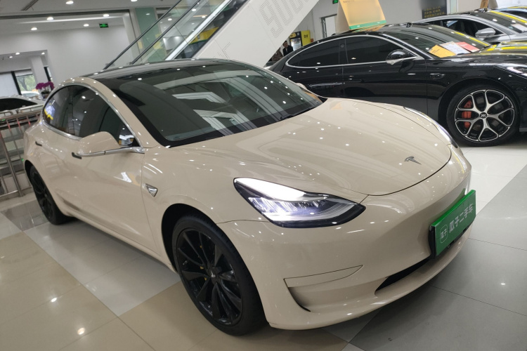 Tesla Model 3 2020 #4 Tesla Model 3 2020 immagine di auto #4