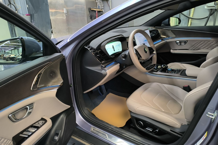 BYD Han 2024 #16 BYD Han 2024 immagine di auto #16