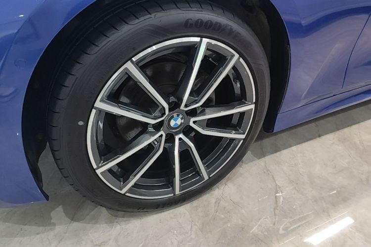 BMW 3 Series 2020 #9 BMW 3 Series 2020 car image #9