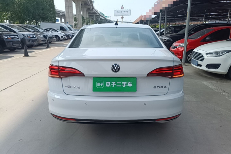 Volkswagen Bora 2021 car image #6