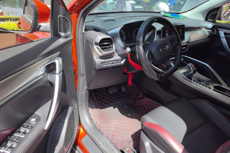 GEELY Coolray 2021 immagine di auto #18