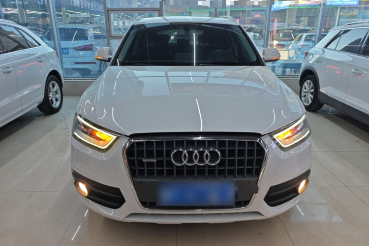 Audi Q3 2015 #3 Audi Q3 2015 car image #3