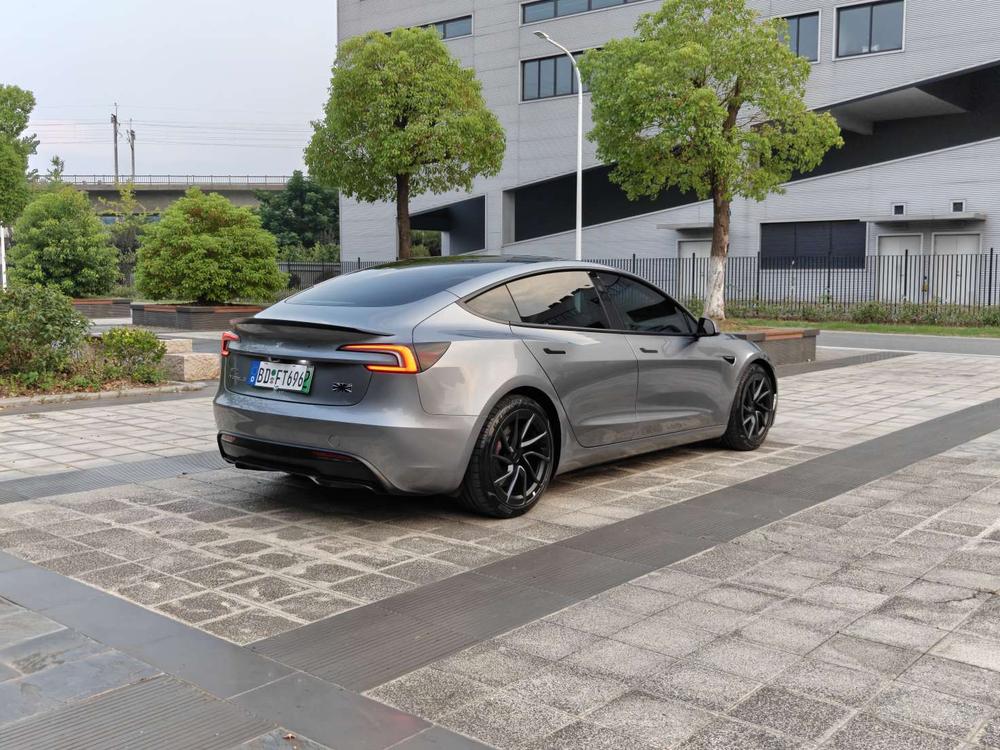 Tesla Model 3 2024 #5 Tesla Model 3 2024 car image #5