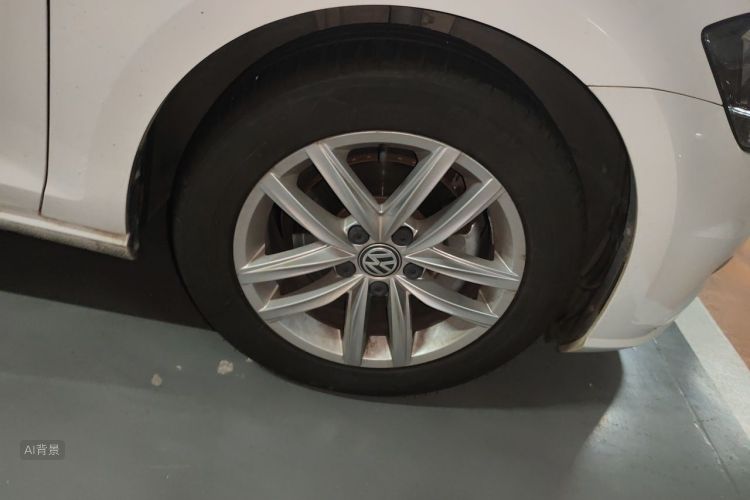 Volkswagen Golf 2019 car image #10