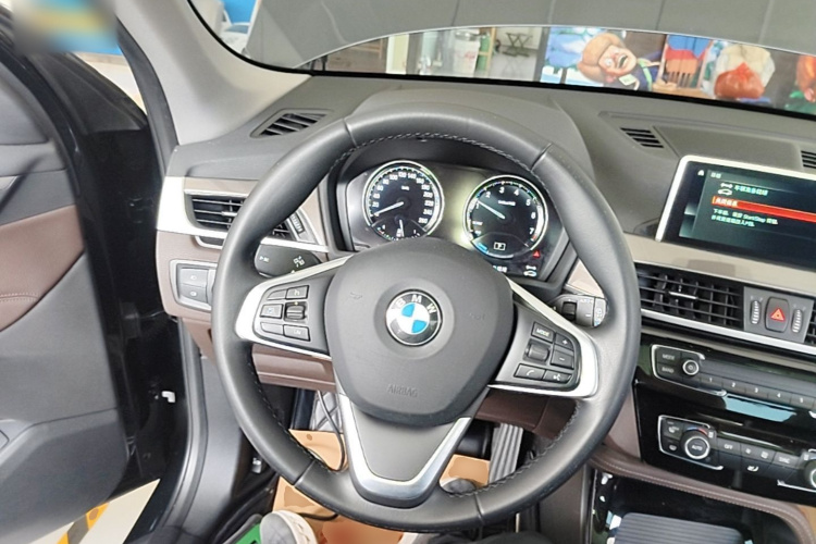 BMW X1 New Energy 2019 #11 BMW X1 New Energy 2019 car image #11