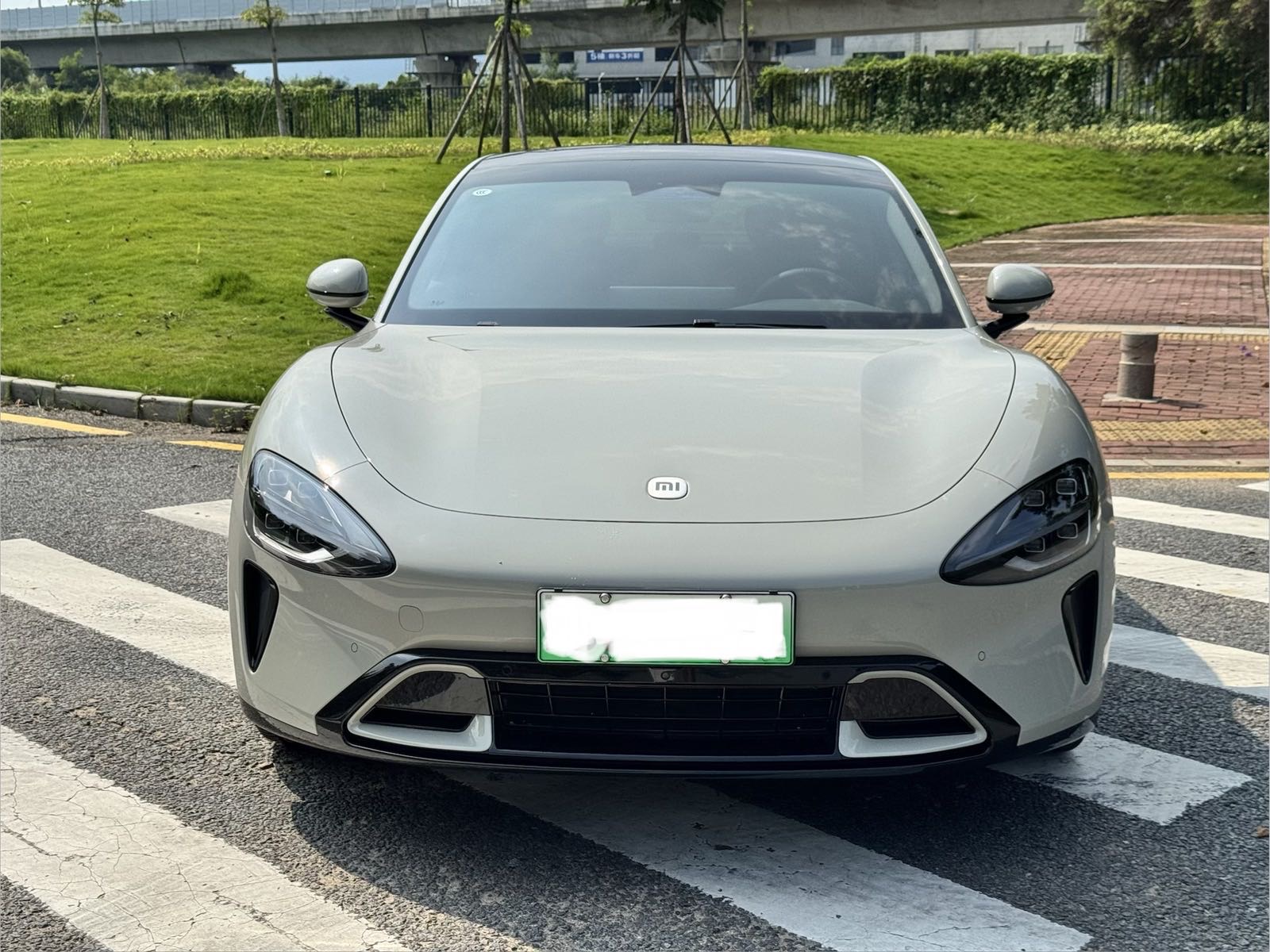 MI SU7 2025 car image #2
