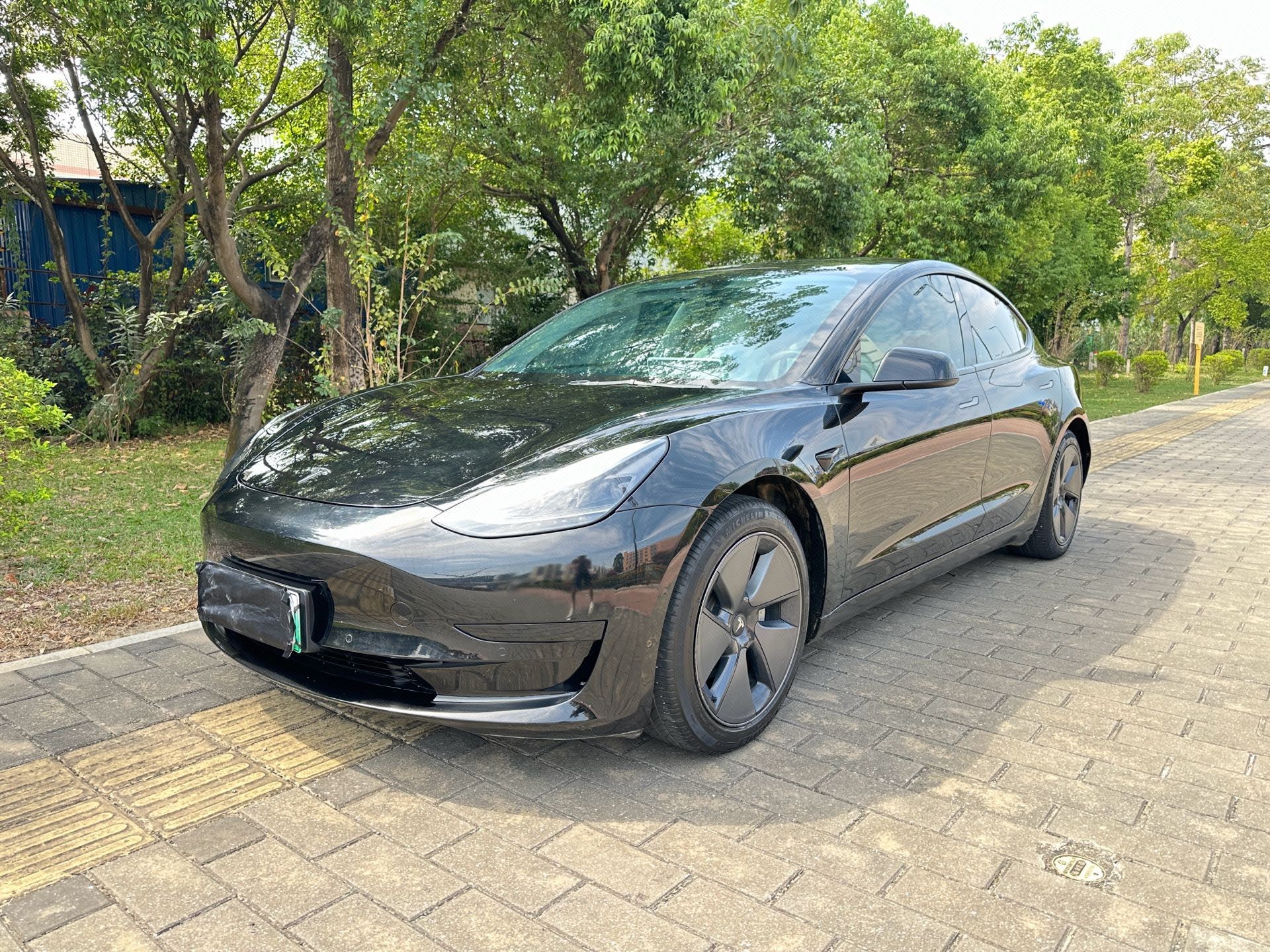 Tesla Model 3 2021 imagen de coche 