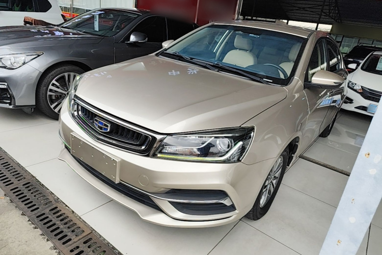 GEELY Emgrand 2018 car image #2