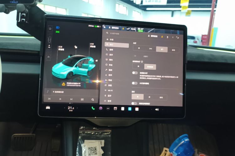 Tesla Model 3 2023 #13 Tesla Model 3 2023 car image #13