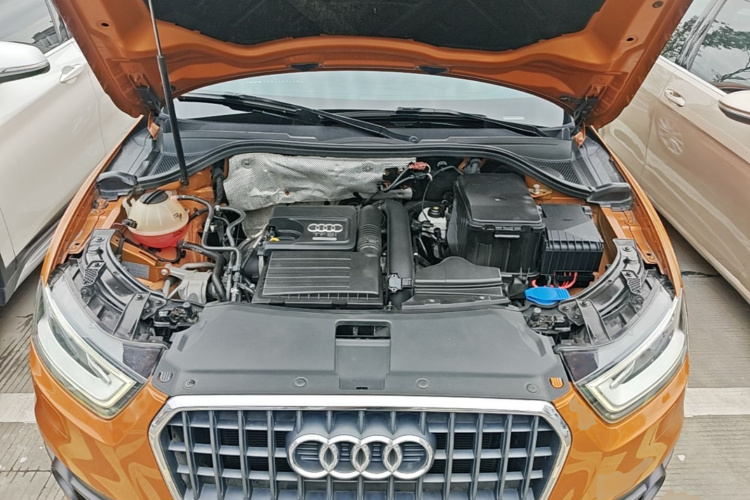 Audi Q3 2016 immagine di auto #20