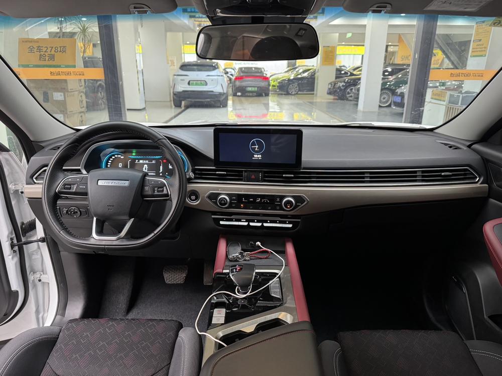 Jetour X70 2024 car image #12
