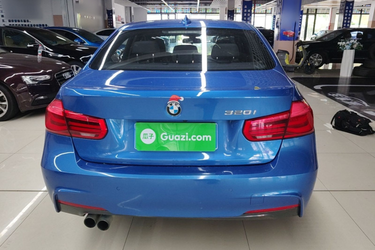 BMW 3 Series 2017 car image #6