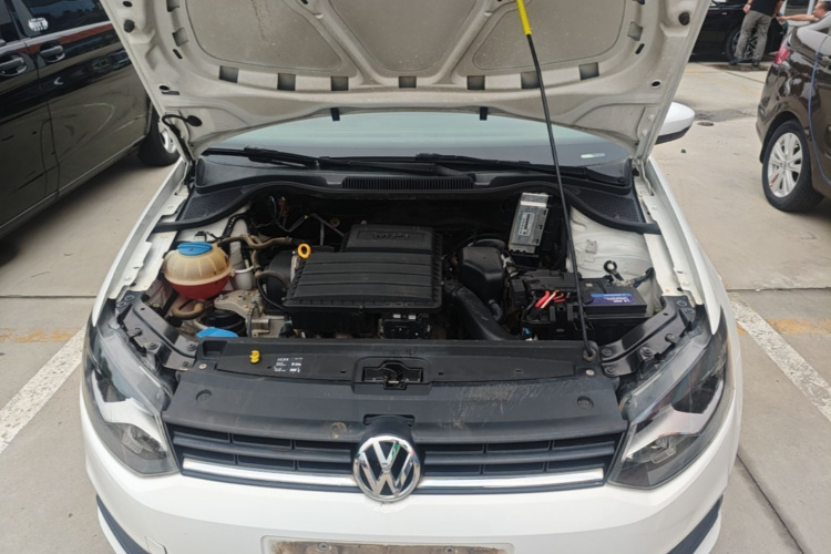 Volkswagen Polo 2016 #20 Volkswagen Polo 2016 car image #20