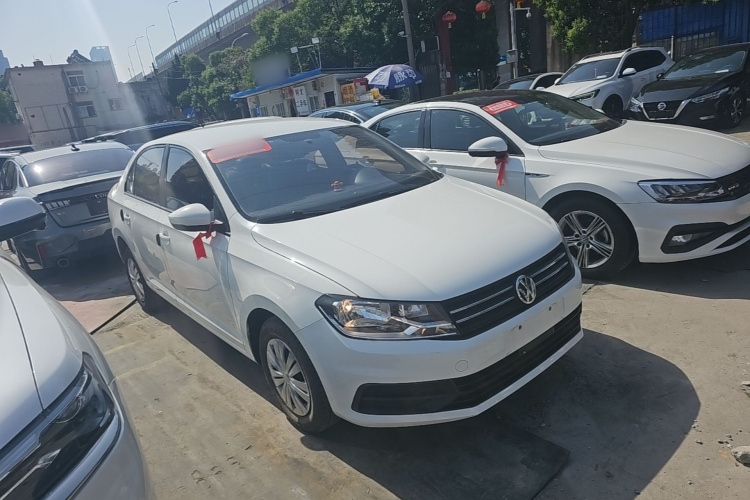 Volkswagen Santana 2020 image de voiture #6