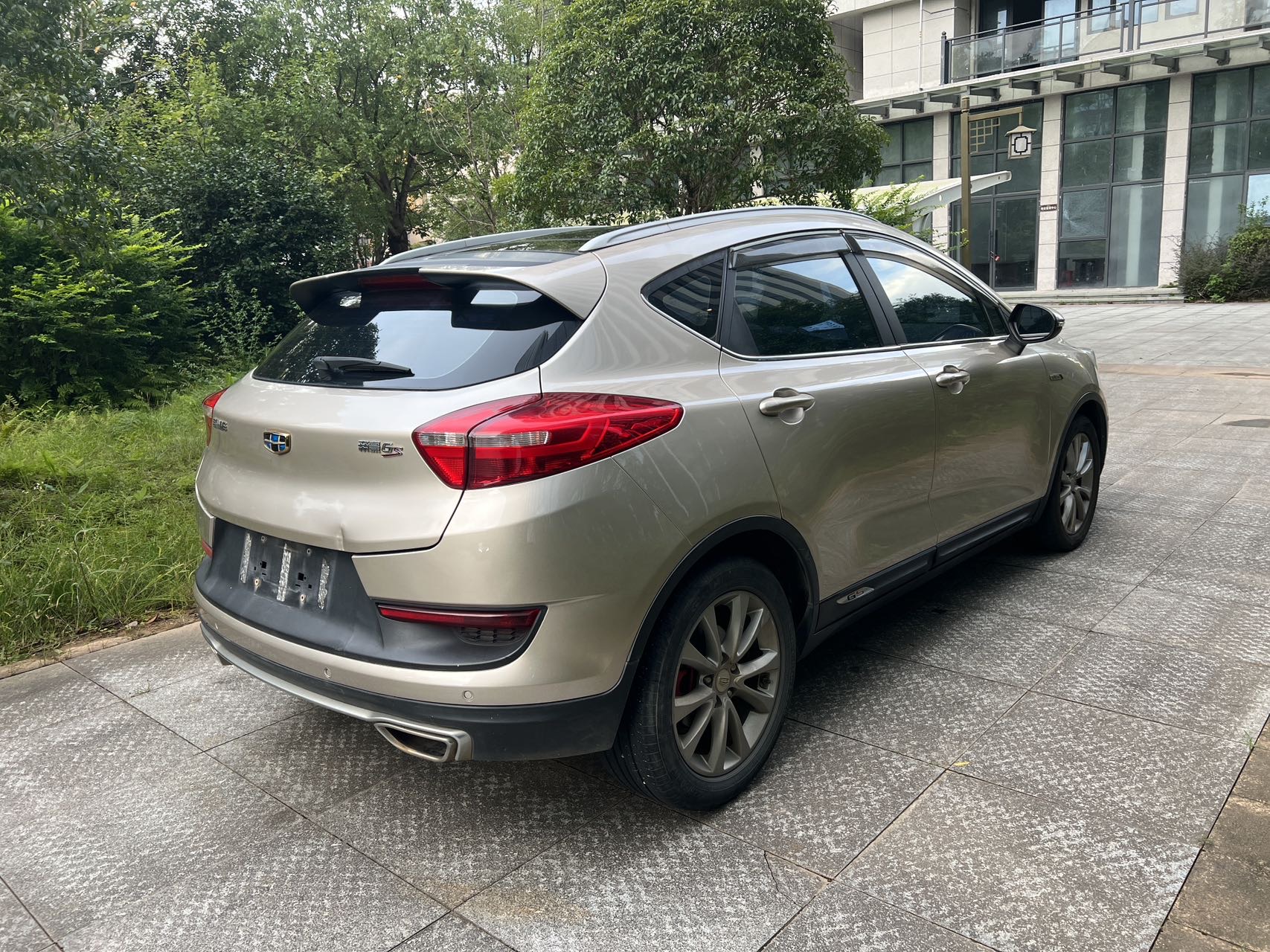 GEELY Emgrand GS 2016 #4 GEELY Emgrand GS 2016 car image #4