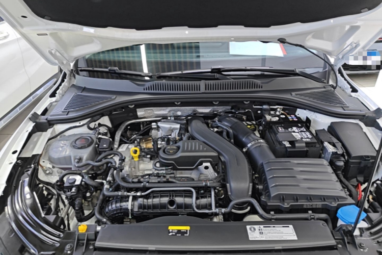 Volkswagen Lavida 2025 car image #20