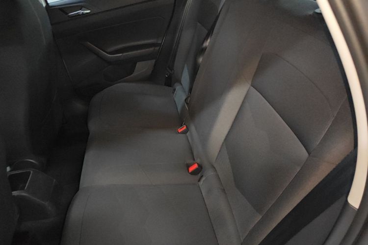 Volkswagen Polo 2024 car image #17