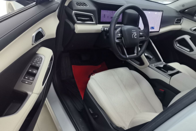 BYD YuanUP 2025 car image #15