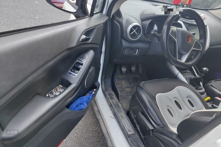BYD Yuan 2017 #18 BYD Yuan 2017 car image #18