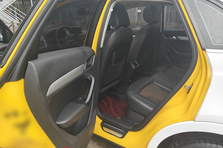 Audi Q3 2017 #11 Audi Q3 2017 car image #11
