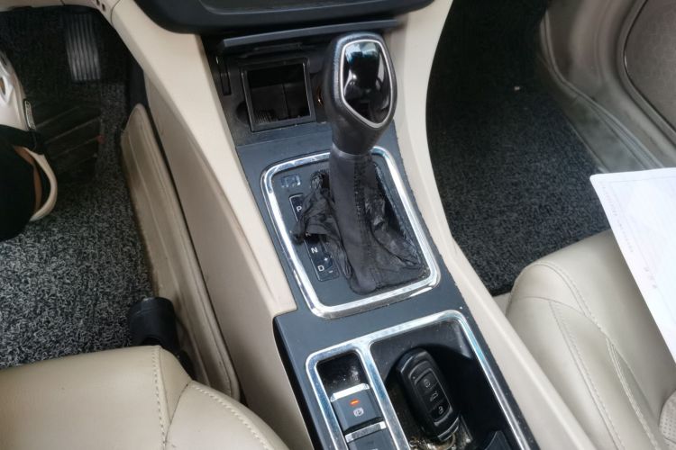 GEELY Emgrand 2017 #14 GEELY Emgrand 2017 car image #14