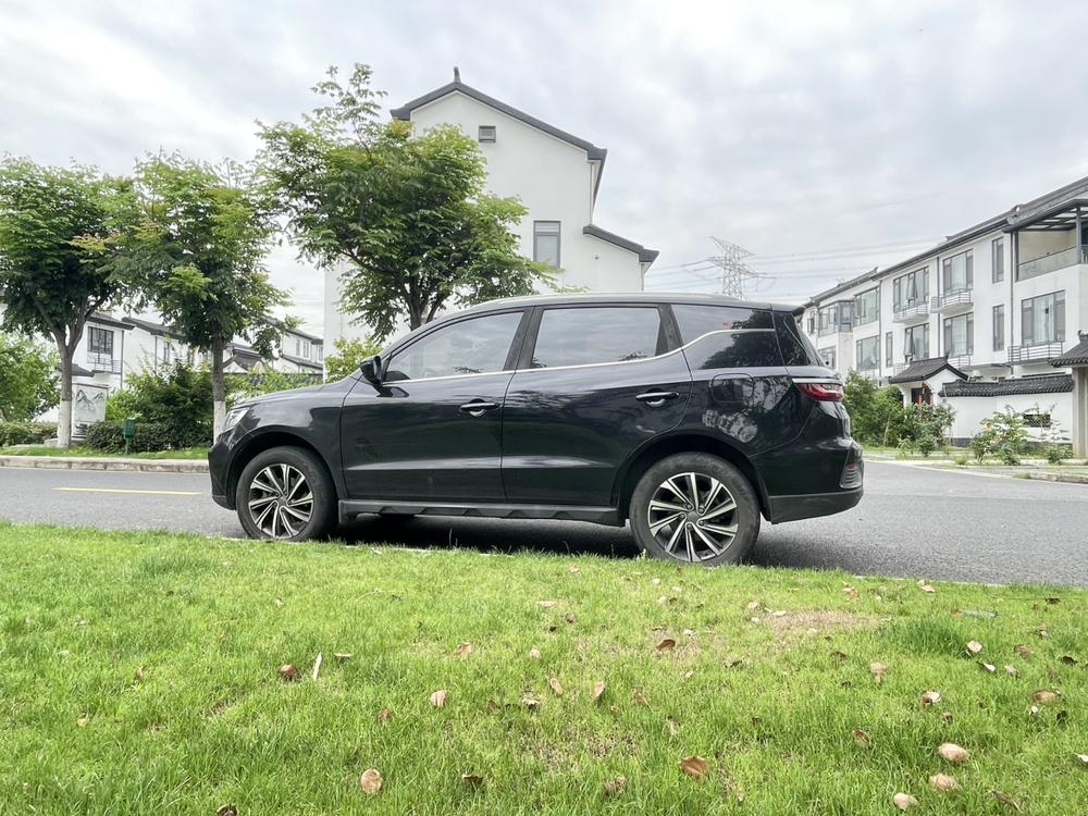 GEELY Vision X6 2020 #4 GEELY Vision X6 2020 صورة سيارة #4