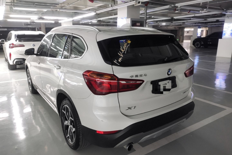 BMW X1 2018 #5 BMW X1 2018 car image #5