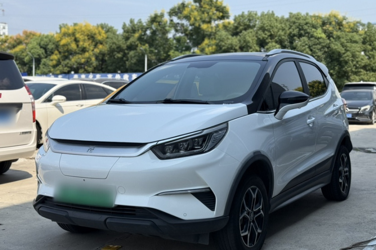 BYD Yuan Pro 2022 #2 BYD Yuan Pro 2022 car image #2