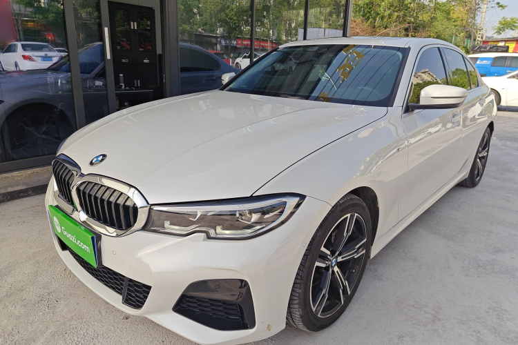 BMW 3 Series 2020 #2 BMW 3 Series 2020 car image #2