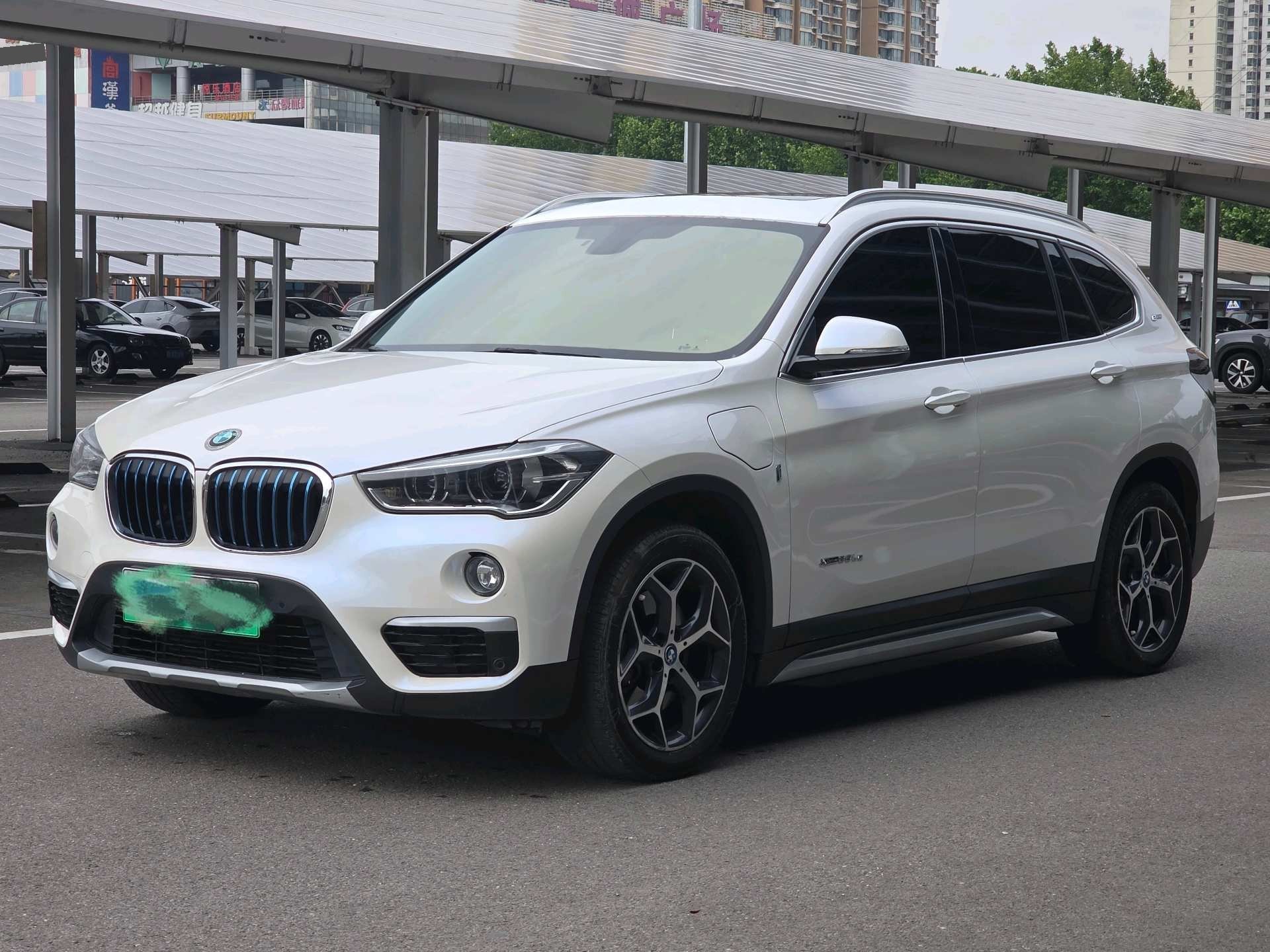 BMW X1 New Energy 2017 BMW X1 New Energy 2017 car image