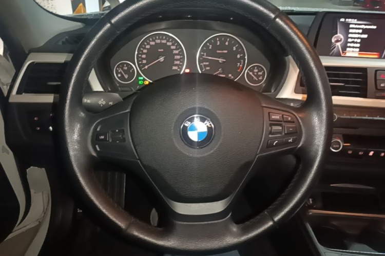 BMW 3 Series 2015 #11 BMW 3 Series 2015 car image #11