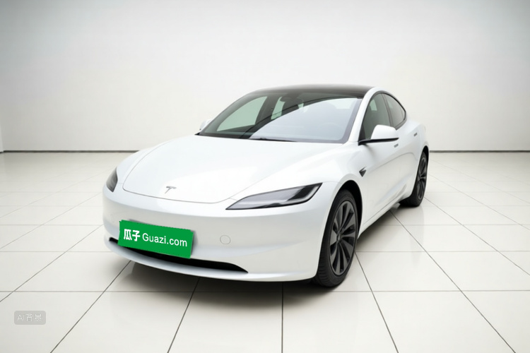 Tesla Model 3 2025 car image #2